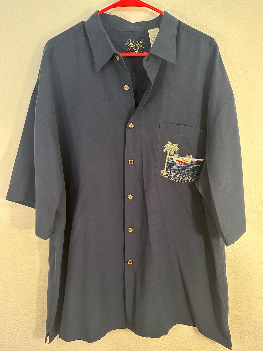 Bamboo Cay Shirt Men’s XXL Navy Embroidered Catch of the Day Camp Button Up